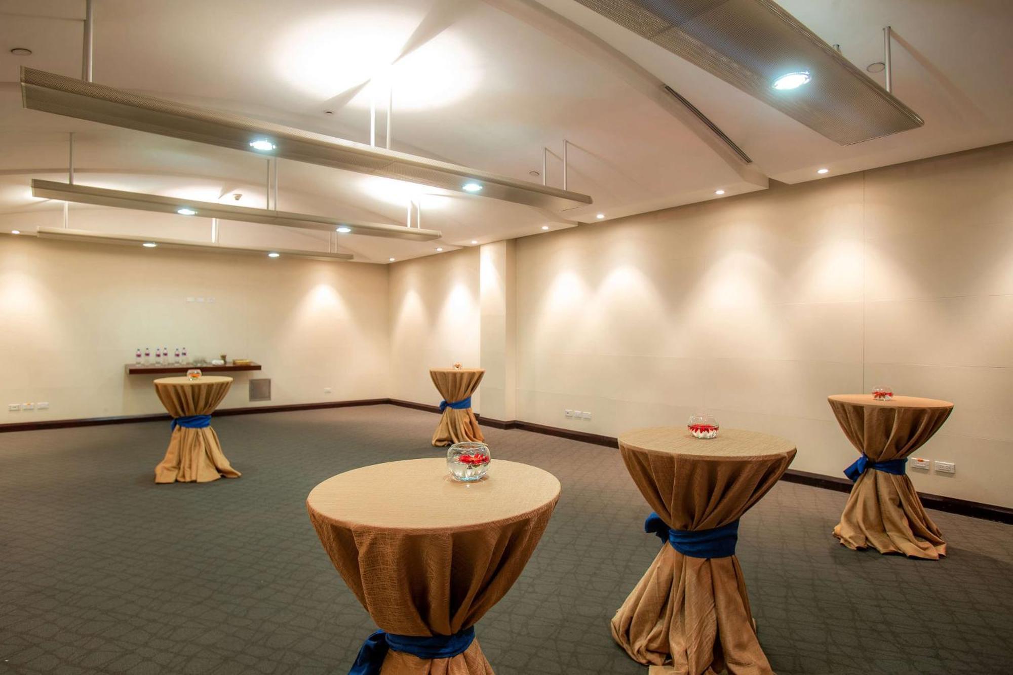 Hilton Colon Quito Hotel Екстериор снимка