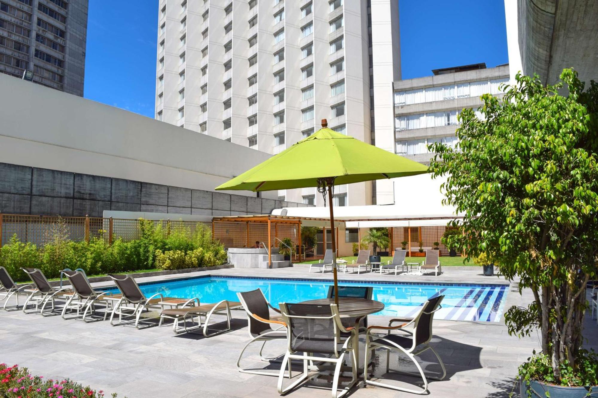 Hilton Colon Quito Hotel Екстериор снимка