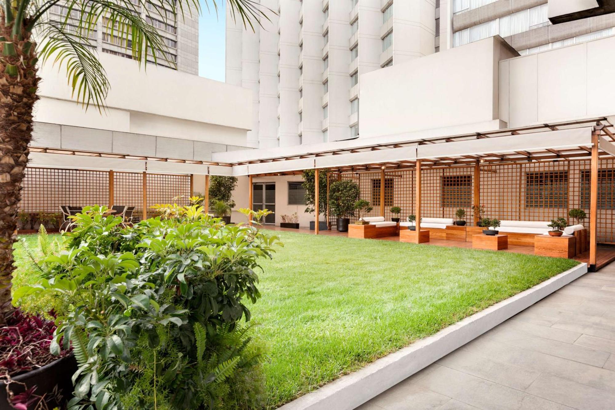 Hilton Colon Quito Hotel Екстериор снимка